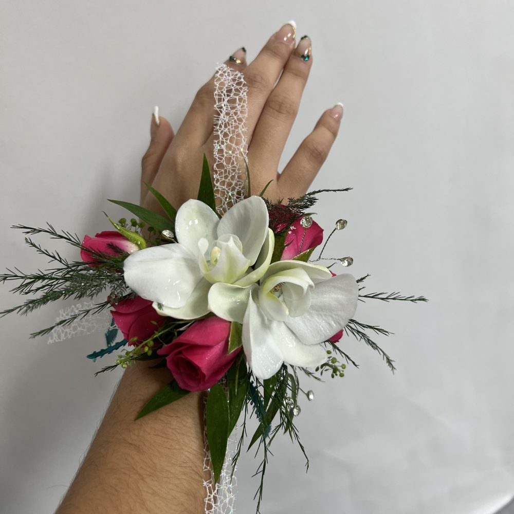 Corsage Four